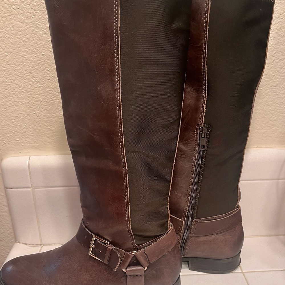 Arturo Chiang Brown Leather Knee-High Riding Style Boots w/ Buckle Details Sz 8 - Picture 4 of 8
